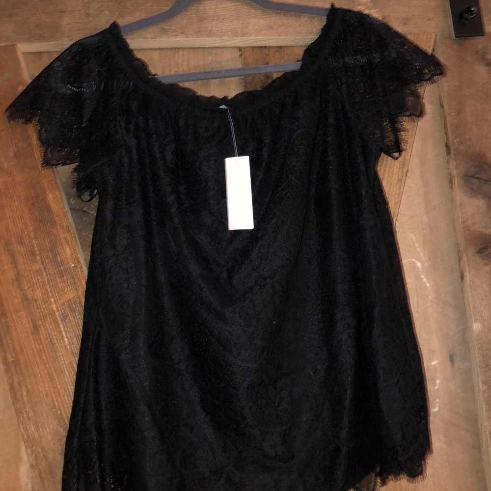 WHITE HOUSE BLACK MARKET NEW WITH TAG FANCY BLOUSE
